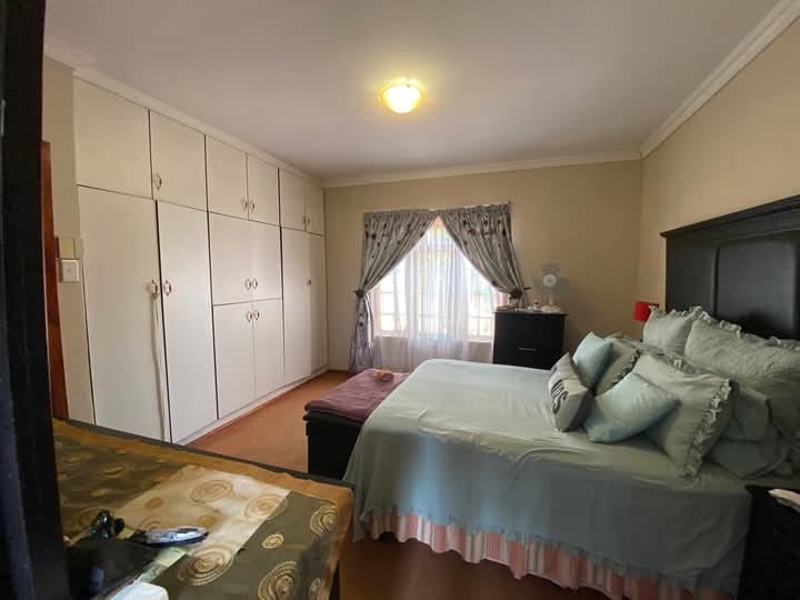 3 Bedroom Property for Sale in Mandela View Free State